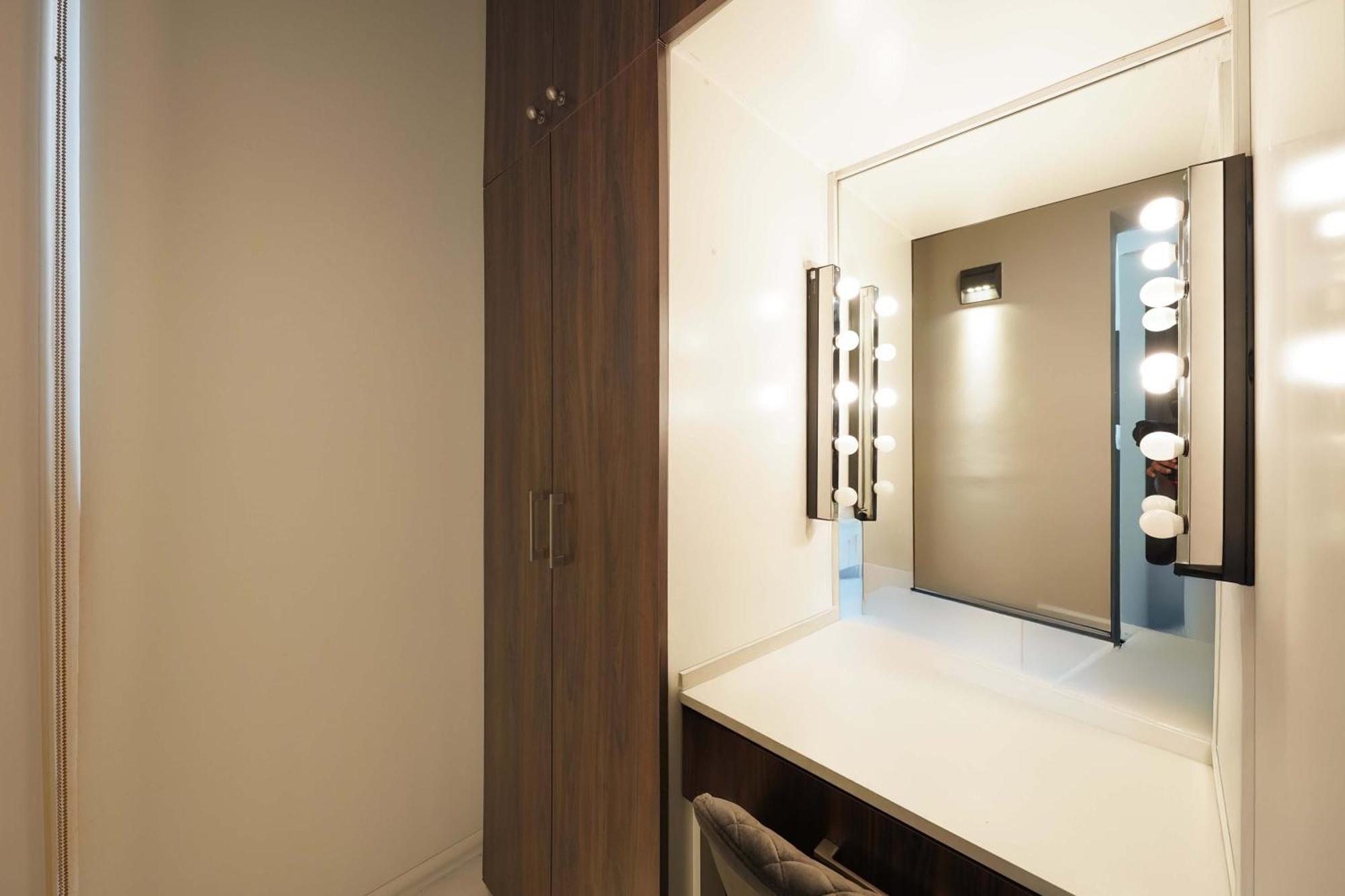 Villa Modern Private & Secure Damac Hills 2 Dubai